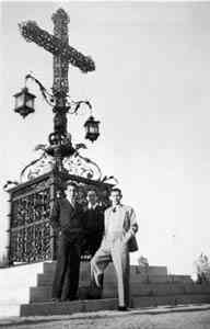 Carlos Molina, Carlos Martínez Rivas y Julio Ycaza Tigerino, en Madrid en 1947